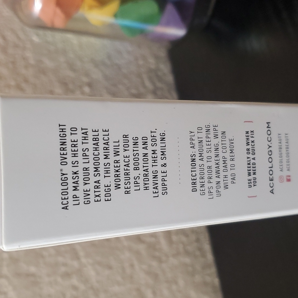 Anthropologie beauty brand: Aceology overnight lip mask - Picture 2 of 3